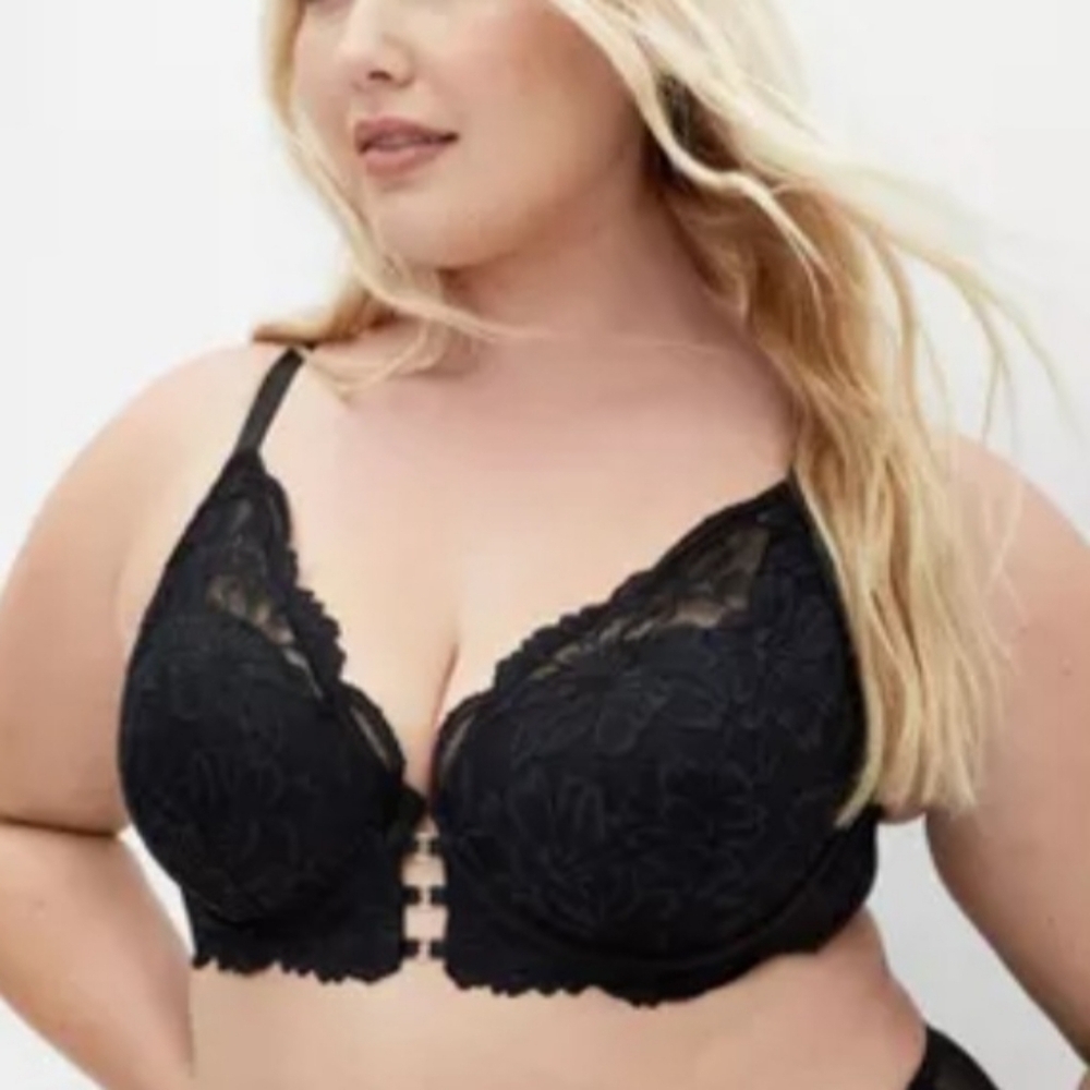 NWT City Chic Boudoir Paige Contour Bra Black Lace Padded Underwire Size 44D